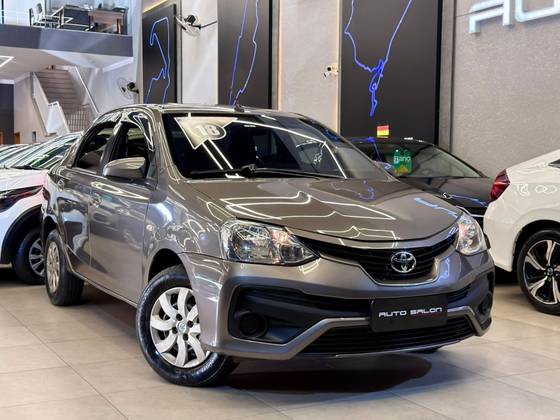 TOYOTA ETIOS 1.5 XS SEDAN 16V FLEX 4P MANUAL TOYOTA ETIOS 1.5 XS SEDAN 16V FLEX 4P MANUAL
